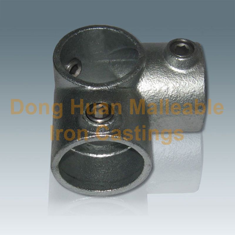 116 Malleable Iron 3 Way Through